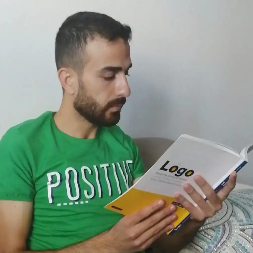 علي عصيفوري